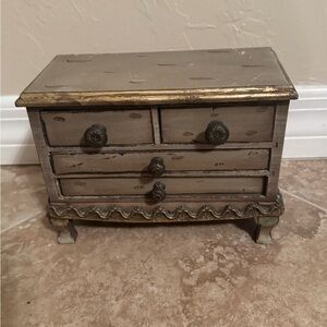 Vintage Table Top Jewelry Box